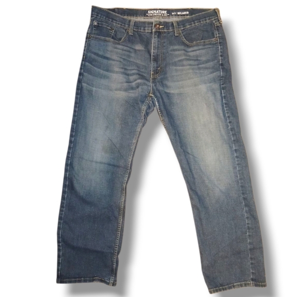 Levi's Other - Pre-loved Levi's Signature 561 Relaxed Denim, Size 38/32